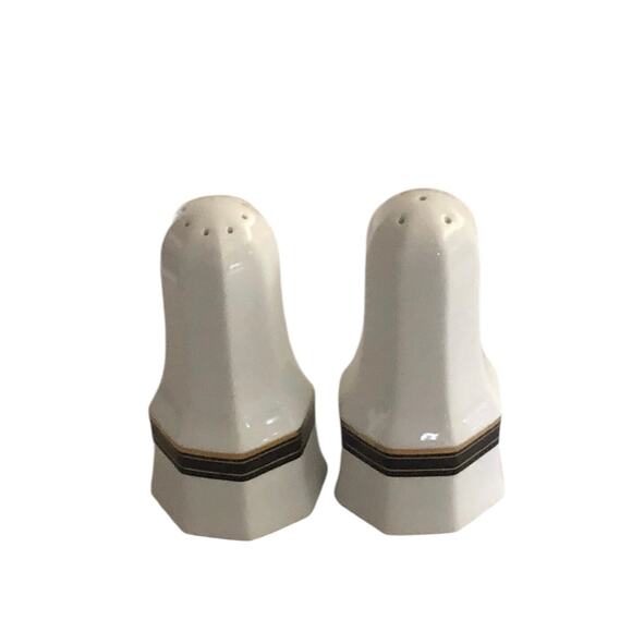 Christopher Stuart Gold Black Dress Y0009 Salt and Pepper Shakers - Picture 2 of 4